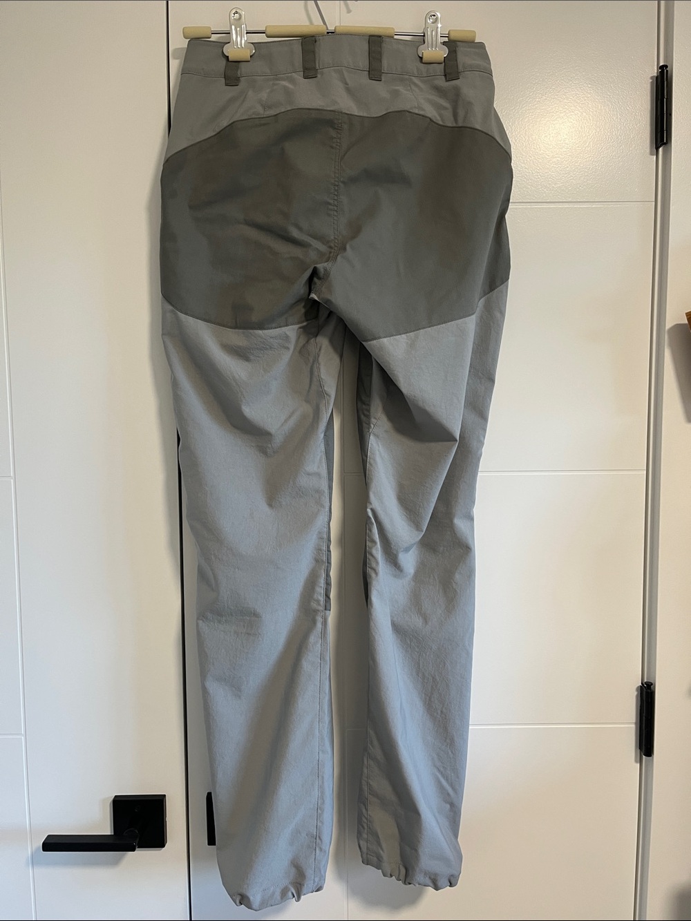Fjallraven Two-Tone Grey Cargo Hiking Pants - Picture 2 of 3